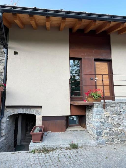 Holiday home Maison Massinod, Natura E Relax