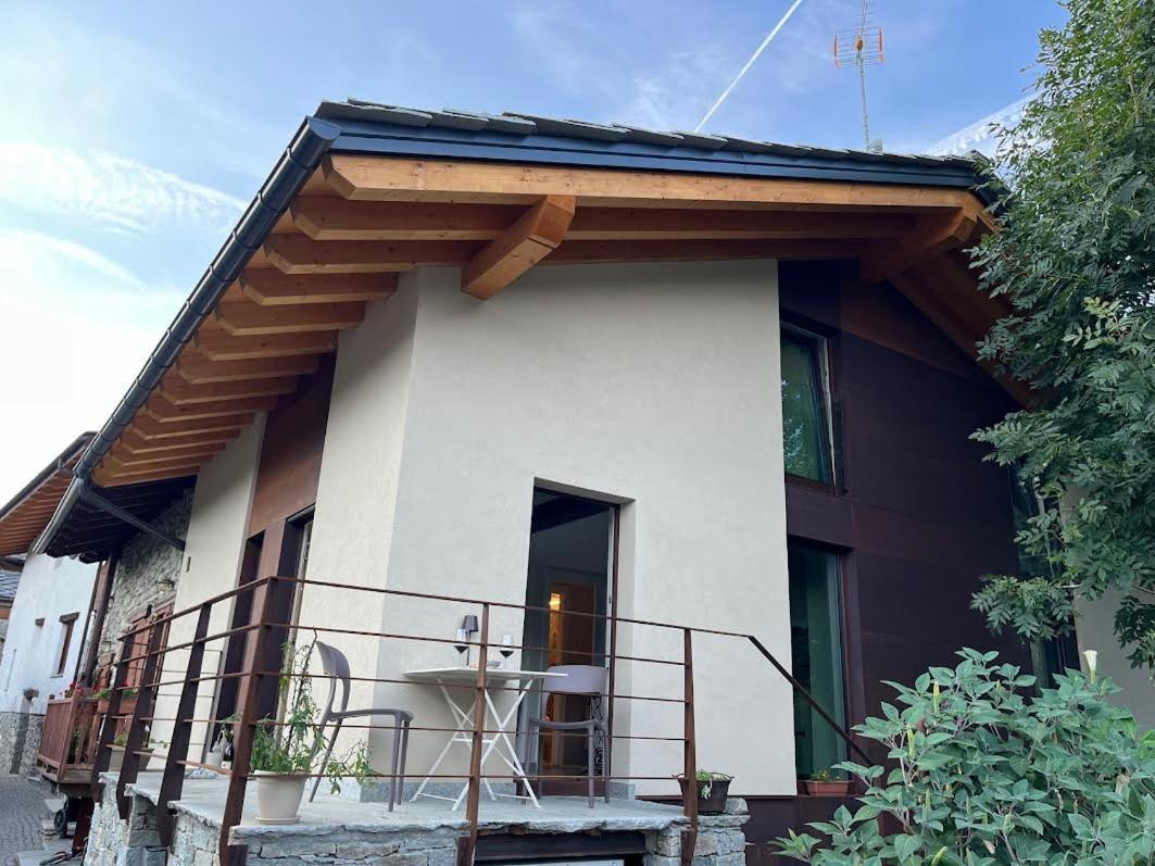 Holiday home Maison Massinod, Natura E Relax
